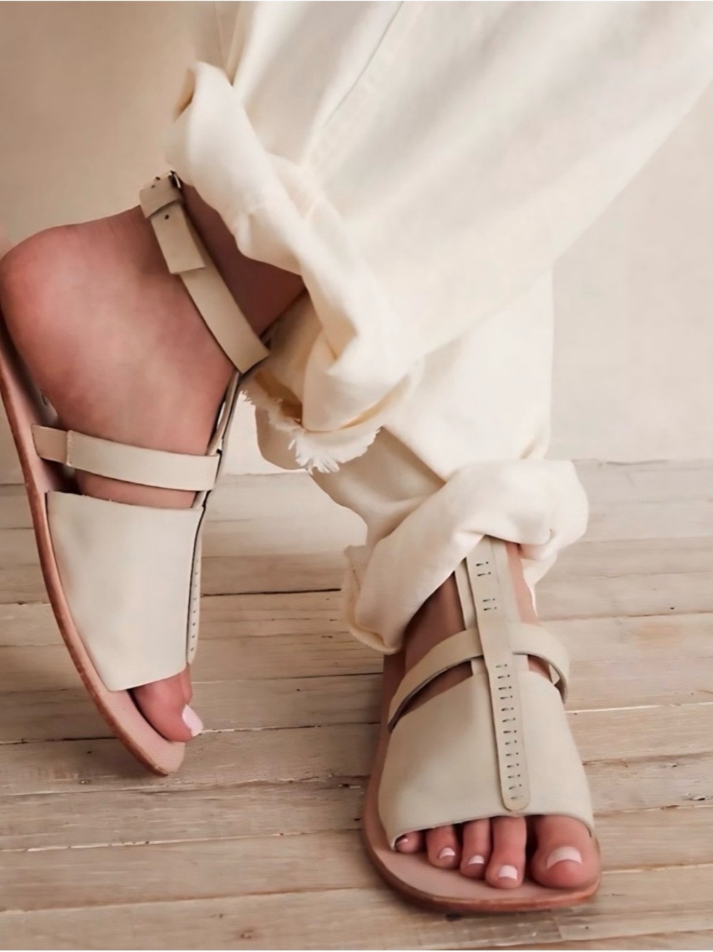 NIB FREE PEOPLE Long Weekend Gladiator Leather Sandals ~ Off White ~ Size 38